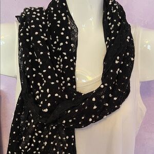 Black White Scarf / Wrap